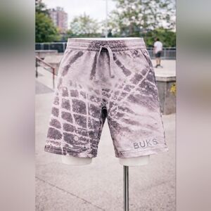 Youth Size XL Shorts - BUKS One-of-One Streetwear-H&M size US 20